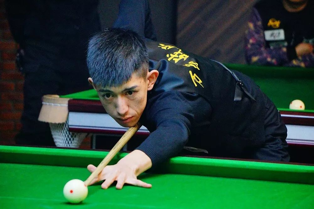 面对强劲对 面对强劲对