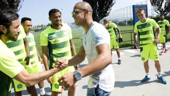 卫冕期待 卫冕期待